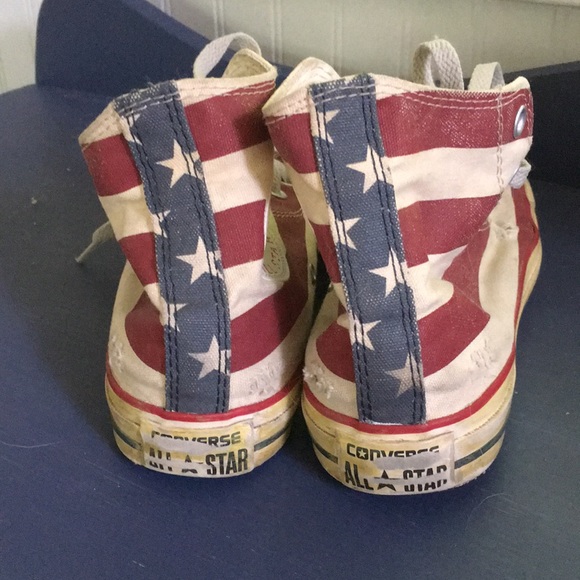 Distressed American flag converse - Picture 6 of 7